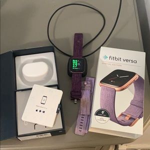 Fitbit versa rose gold